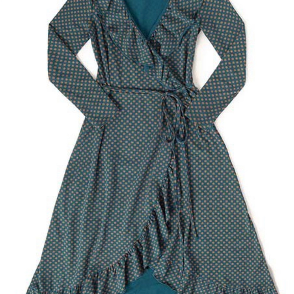 HP🎊🎊Matilda Jane ✨NWTs✨ Polka Dot Reunion Wrap Dress - Picture 4 of 9